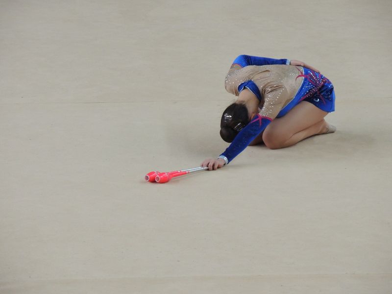 COMPÉTITION DE GYMNASTIQUE RYTHMIQUE