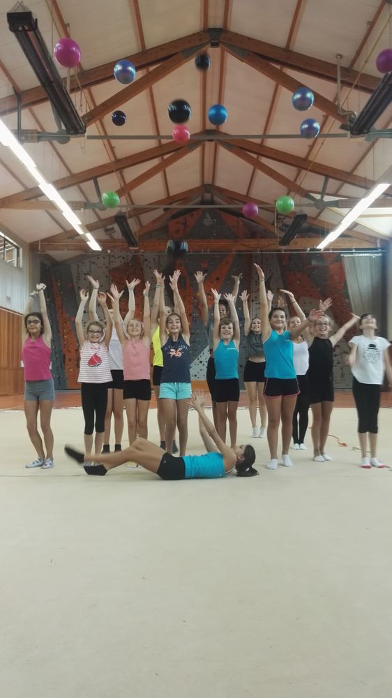 Les gymnastes du groupe « compétitions » de la Gymnastique Rythmique se sont retrouvées